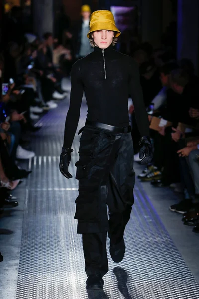 Look 23